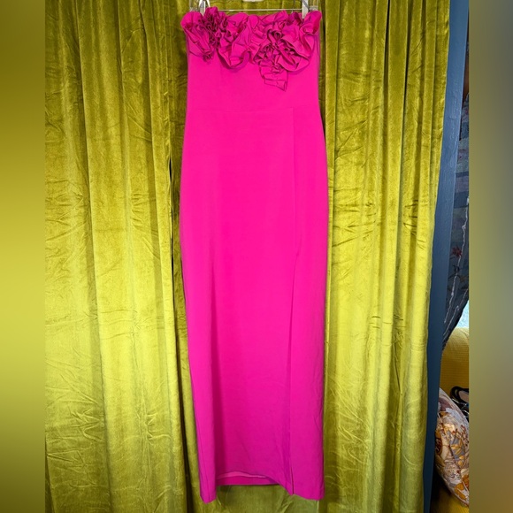 ML Monique Lhuillier Pink Gemma Appliqué Strapless Gown. Size 14. Retail $595 - Picture 6 of 12